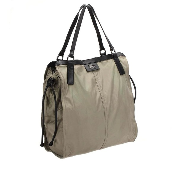 Burberry Elegant and Black Tote Bag ,iridescent color - Picture 13 of 14